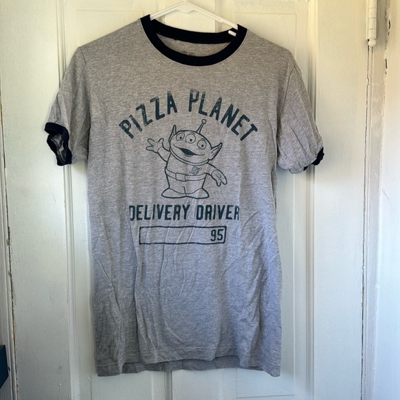 Toy Story Pizza Planet TShirt - Picture 1 of 3